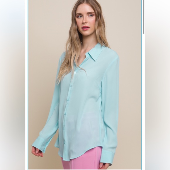 20 Fabulous Loose Fit Long Sleeve Button Down Blouse Shirt - Picture 2 of 4